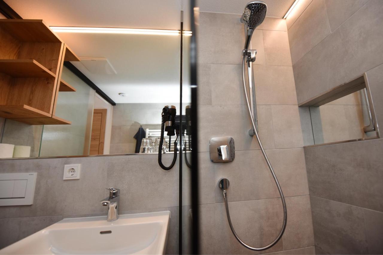 CIllas Appartements Kappl  Bagian luar foto